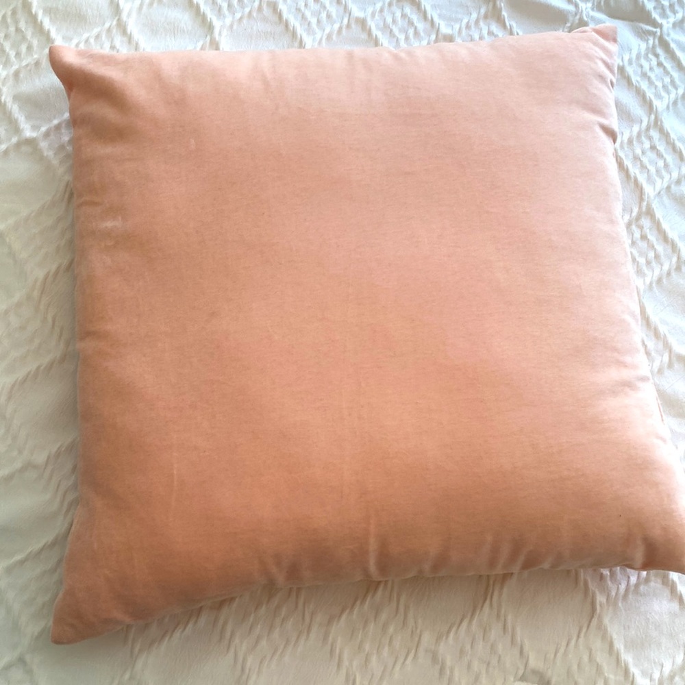 Target pillows - Picture 3 of 3